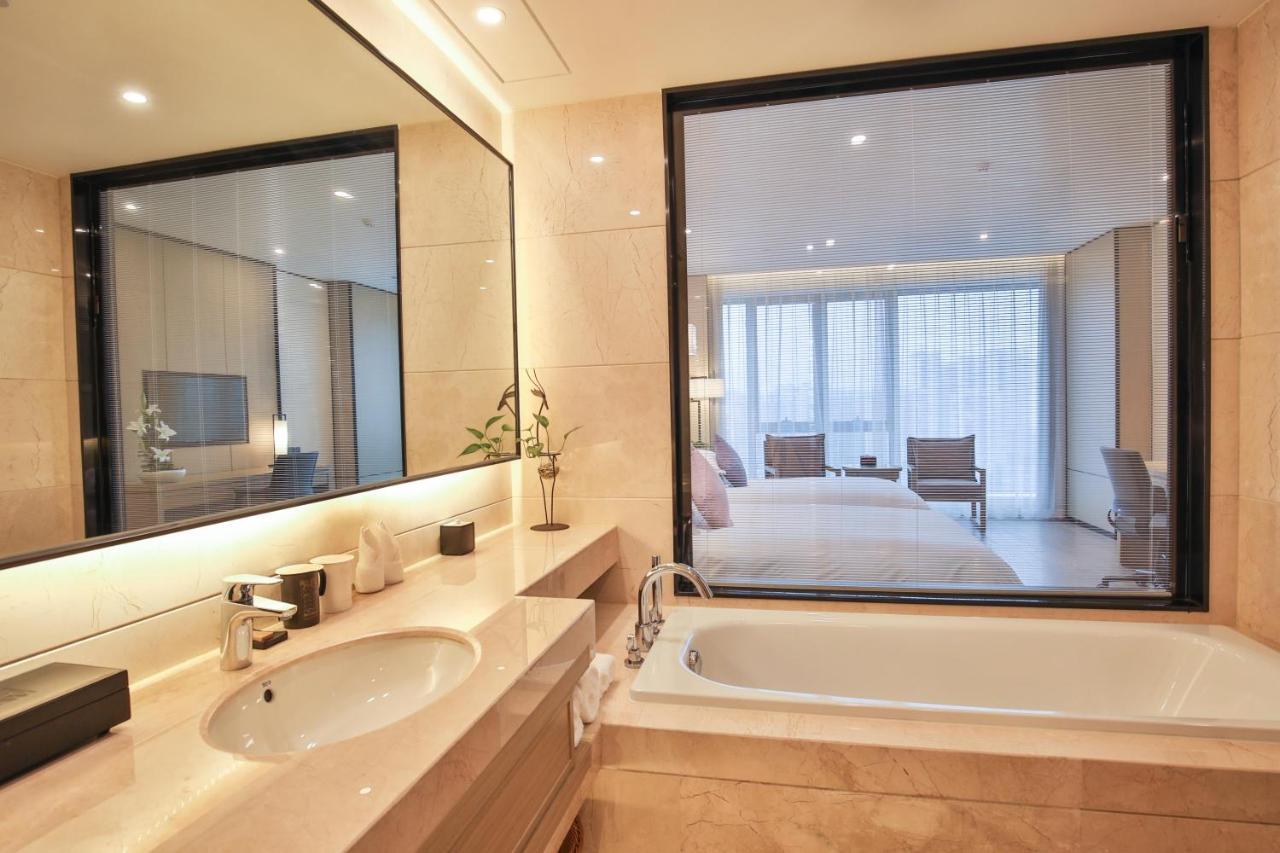 เอสเอสเอดับเบิลยู บูทิก โฮเต็ล เหวินโจว Hotel ภายนอก รูปภาพ